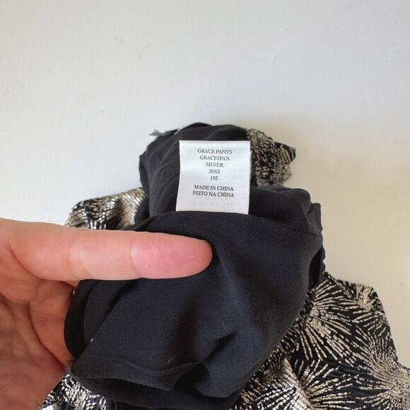 Antik Batik Free People Metallic Silver Pull On Jogger Grace Pants Size XS - Picture 9 of 9